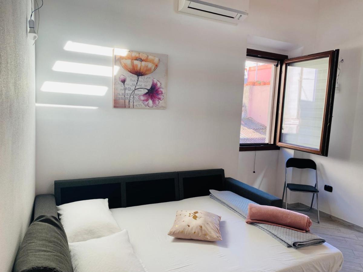 B&B Al Centro - Ossi Экстерьер фото